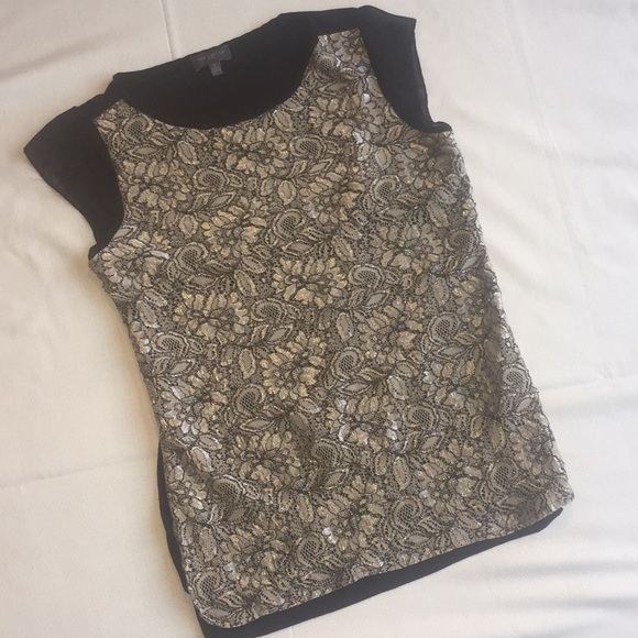 Lace cap sleeve blouse - Picture 2 of 6